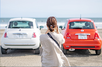 車と海